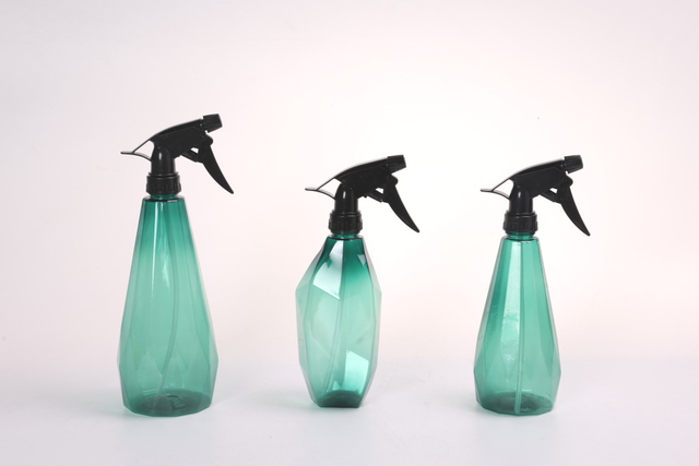 Presión de mano de mano mayorista transparente PE Riesgo de plástico puede rietas de riego de jardín