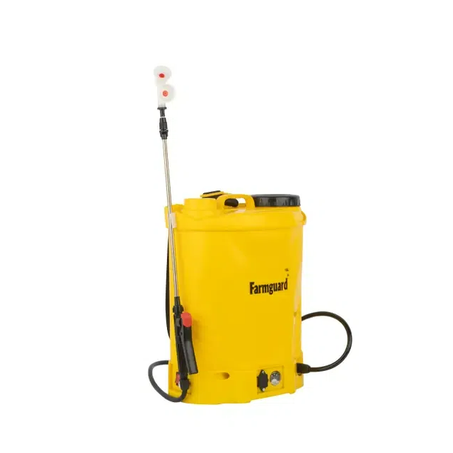 ¿Estás pensando en comprar un rociador de jardín? Esto es lo que debe saber